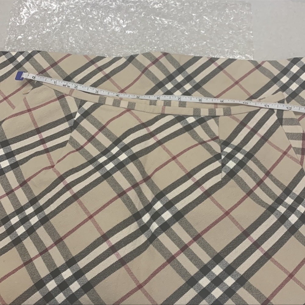 ⭐️Authentic Burberry Check Nova Skirt - Picture 3 of 5